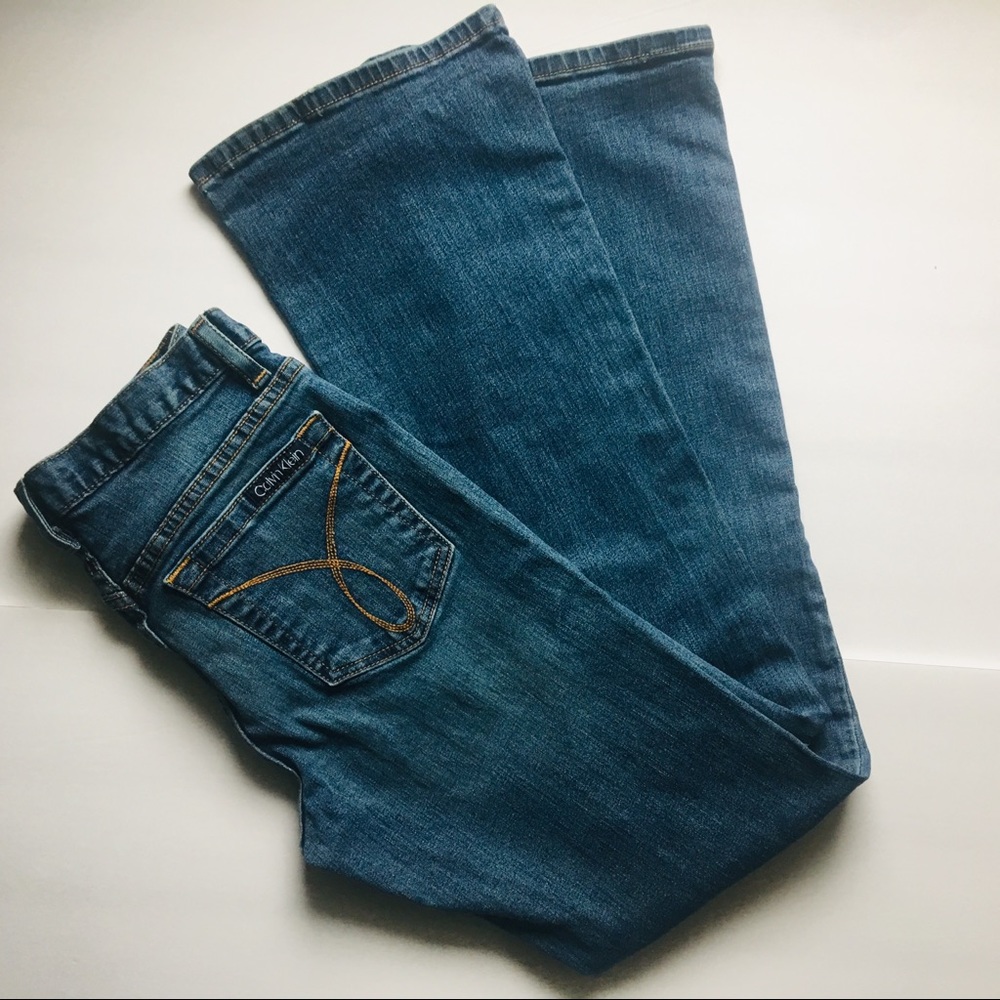 🔥 Calvin Klein High Waist Flare Leg Jeans Size 4